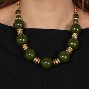 Paparazzi Green and Gold Beaded Necklace